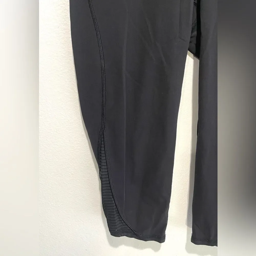 lululemon athletica measurements laid